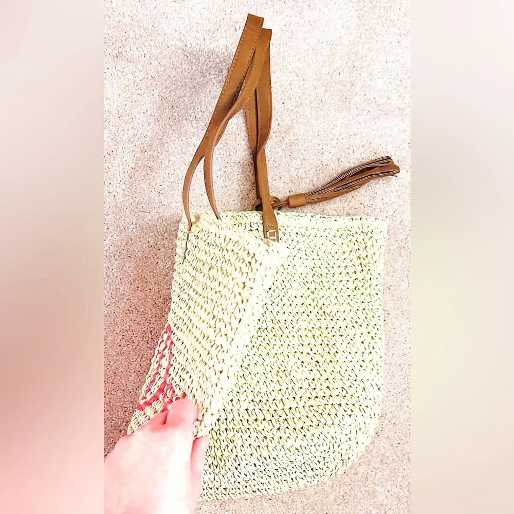 “ROSÉ ALL DAY” WOVEN BEACH TOTE 🏖️🥂👜🍾🛍️ (14”Tall x 19.5”Wide)*BRAND NEW!🎁*